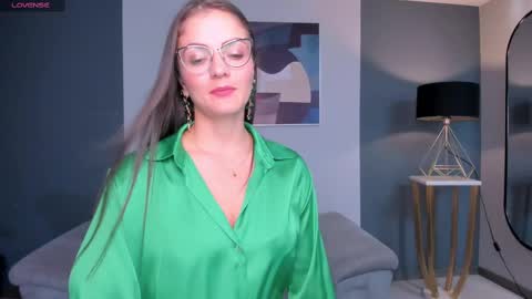 Snapshot of juliettabasset chatting on 23, 2, 2025 JULIETTA online show from 23, 2, 2025