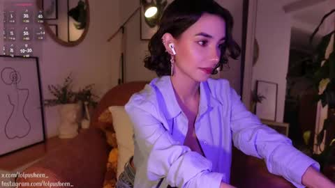 Juliette Dee online show from 12, 2, 2025