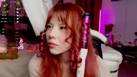 Snapshot of juliette_sunshine chatting on 1, 12, 2024 juliette_sunshine online show from 1, 12, 2024