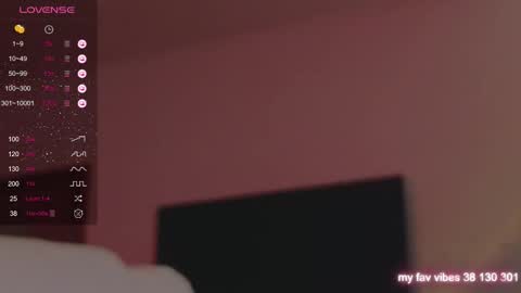 Snapshot of juliette_sunshine chatting on 17, 9, 2025 juliette_sunshine online show from 17, 9, 2025