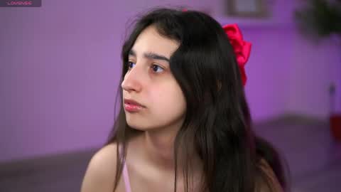 Snapshot of jullyfox chatting on 7, 5, 2026 Foxy online show from 7, 5, 2026