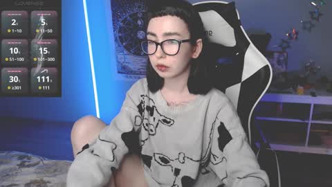 Baroness Von Cringe online show from 11, 12, 2024