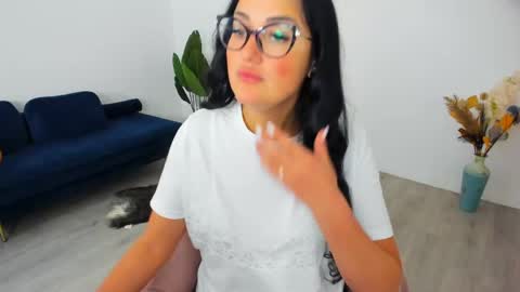 Snapshot of julya_lexa chatting on 20, 4, 2026 Julya online show from 20, 4, 2026