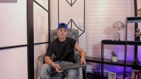 Snapshot of juniormorris_ chatting on 9, 10, 2025 Junior online show from 9, 10, 2025