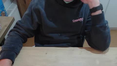 junk2711 online show from 19, 10, 2025