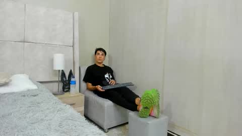 Jupiter online show from 3, 12, 2025