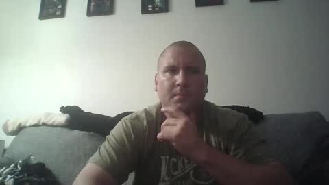 Snapshot of just1more5 chatting on 11, 5, 2026 just1more5 online show from 11, 5, 2026