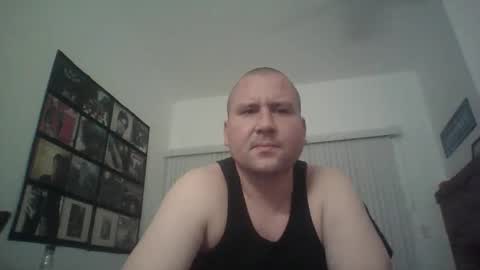 Snapshot of just1more5 chatting on 17, 5, 2026 just1more5 online show from 17, 5, 2026