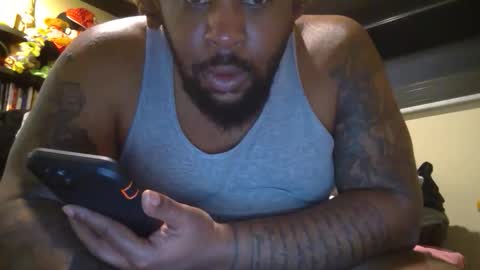 Snapshot of just2real chatting on 15, 11, 2025 Real online show from 15, 11, 2025