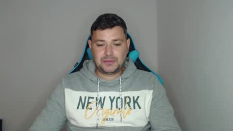 Alex online show from 11, 11, 2025