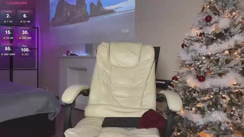 Snapshot of just_call_me_jess chatting on 7, 12, 2024 Jessica  I will be here on Tuesday November 26th online show from 7, 12, 2024
