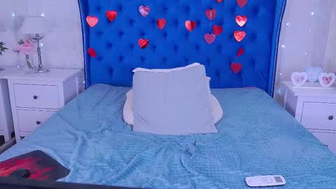just_gay_ online show from 26, 2, 2025