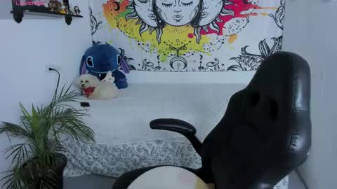 Sofia online show from 5, 12, 2025