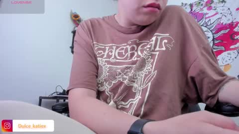 Snapshot of just_katiex chatting on 1, 2, 2026 Sofia online show from 1, 2, 2026