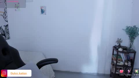 Snapshot of just_katiex chatting on 27, 2, 2026 Sofia online show from 27, 2, 2026