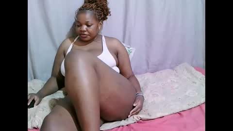 Snapshot of just_nana chatting on 13, 12, 2025 just_nana online show from 13, 12, 2025