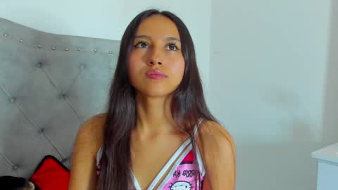 Snapshot of just_soffy chatting on 8, 1, 2025 Soffy online show from 8, 1, 2025