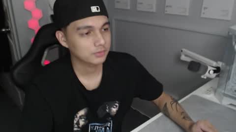 Snapshot of justagamerxxx chatting on 13, 12, 2025 Rhys online show from 13, 12, 2025