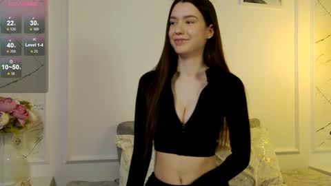 Snapshot of justbarbie_new_ chatting on 8, 12, 2024 Katarina online show from 8, 12, 2024