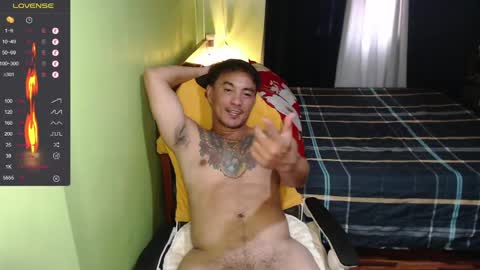 Snapshot of justcallmekarl chatting on 7, 5, 2026 Karl online show from 7, 5, 2026