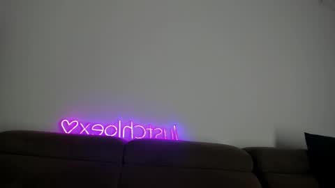 Snapshot of justchloex chatting on 9, 11, 2025 Chloe online show from 9, 11, 2025