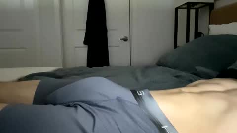 Justhangin9 online show from 8, 3, 2026