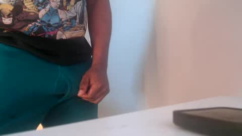 justhanginblk online show from 1, 6, 2026