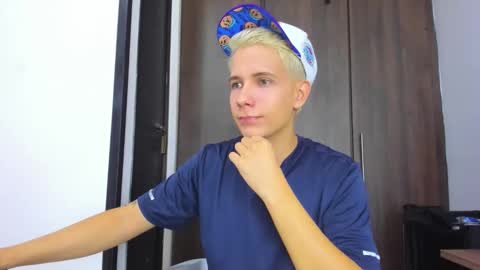 Snapshot of justin_biker chatting on 2, 11, 2025 justin_biker online show from 2, 11, 2025