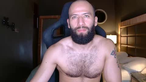 Justin online show from 6, 11, 2025