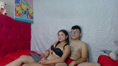 JUSTIN Y JAZMIN online show from 1, 4, 2026