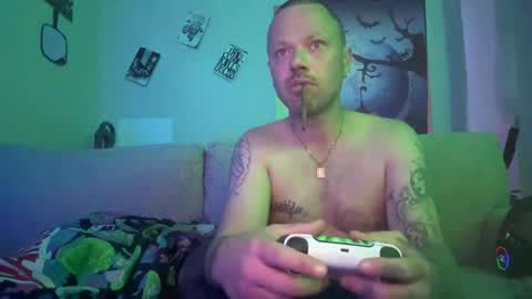 Snapshot of justindebondt202328563 chatting on 11, 11, 2025 justindebondt202328563 online show from 11, 11, 2025