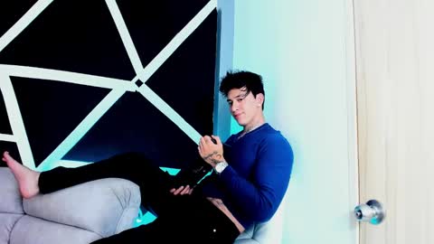 justinfuller_31 online show from 19, 9, 2025