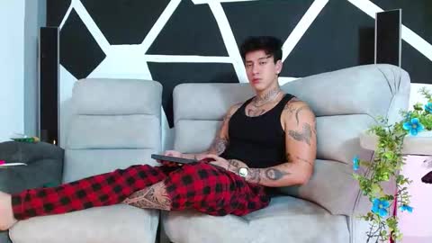 justinfuller_31 online show from 30, 11, 2025