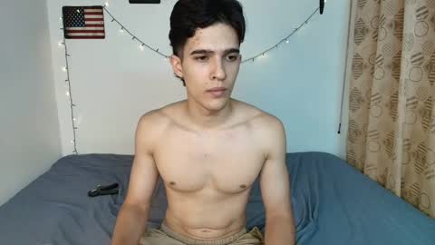 Snapshot of justinsinner1 chatting on 20, 1, 2025 justinsinner1 online show from 20, 1, 2025