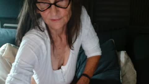 Bev aka Diamond online show from 18, 6, 2026