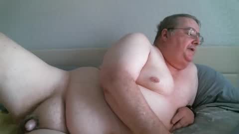 justmedm64 online show from 4, 2, 2025