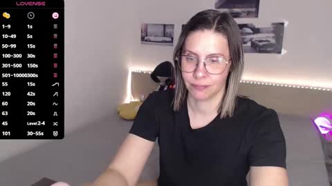 Julie online show from 28, 2, 2026