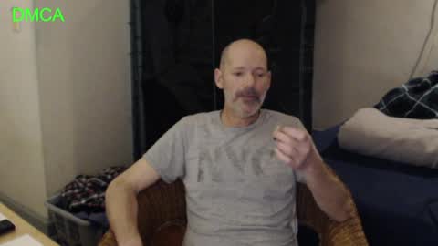 Justonetime1 online show from 19, 4, 2026