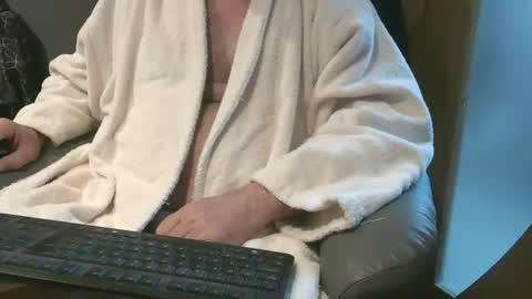 Snapshot of justpleased2behere chatting on 19, 5, 2026 here to Have Fun online show from 19, 5, 2026