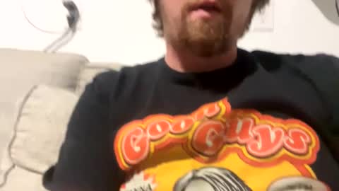 Snapshot of jwowzer69 chatting on 17, 1, 2025 Rock Peaches Last tipper gets surprise online show from 17, 1, 2025