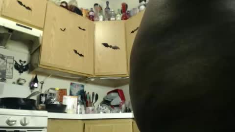 Aki Kim online show from 27, 3, 2026