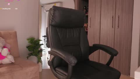 Snapshot of kaaren17 chatting on 27, 3, 2026 Kaaren17 online show from 27, 3, 2026