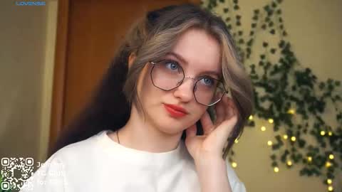 Tate online show from 5, 10, 2025