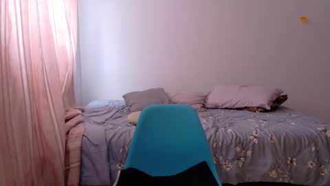 Snapshot of kad_kad chatting on 2, 10, 2025 Kanela online show from 2, 10, 2025