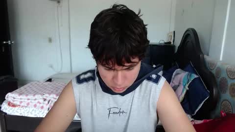 Snapshot of kafer_1022 chatting on 15, 12, 2025 kafer online show from 15, 12, 2025