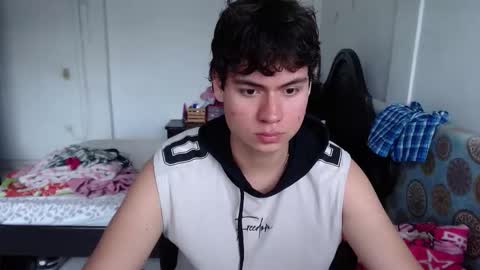 Snapshot of kafer_1022 chatting on 19, 12, 2025 kafer online show from 19, 12, 2025