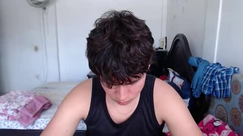 Snapshot of kafer_1022 chatting on 21, 12, 2025 kafer online show from 21, 12, 2025