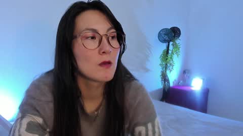 ChloeIndependient model online show from 6, 1, 2025