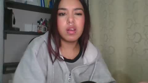 KAHELIINDEPENDENT MODEL online show from 16, 2, 2025