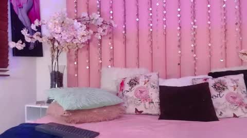 kailye Jones online show from 30, 1, 2025